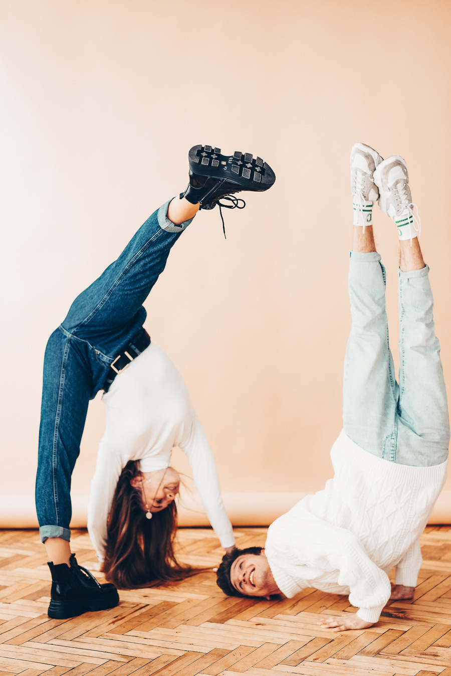 Дитячі і сімейні фотографії фотограф Максим Семенюк в Нікополі. Фотограф Київ Дніпро Запоріжжя Нікополь Олександрія Кривий ріг Покров