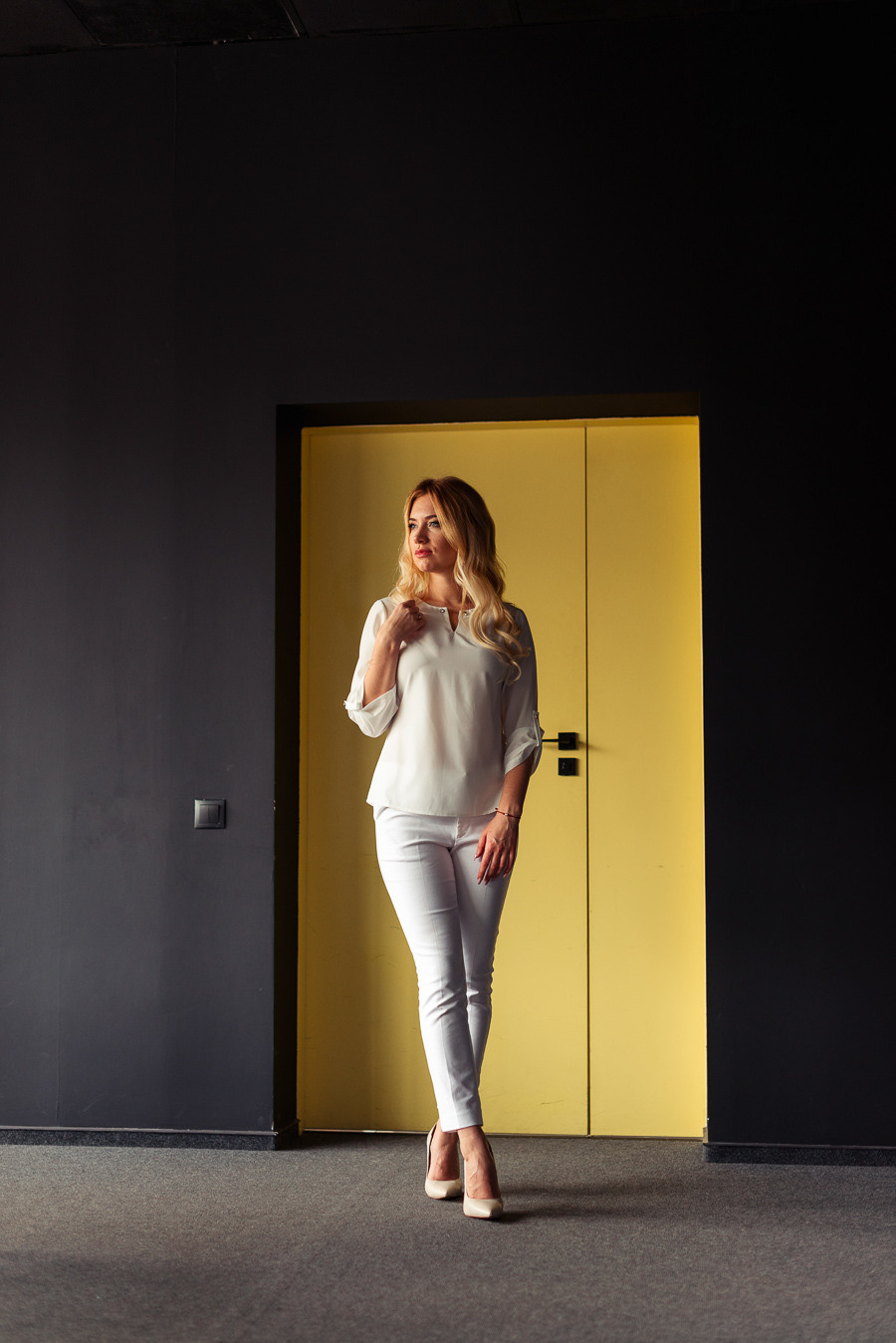 Ділові і бізнес портрети в Нікополі Дніпрі Запоріжжі Покрові Марганці. Фотограф Київ Дніпро Запоріжжя Нікополь Олександрія Кривий ріг Покров