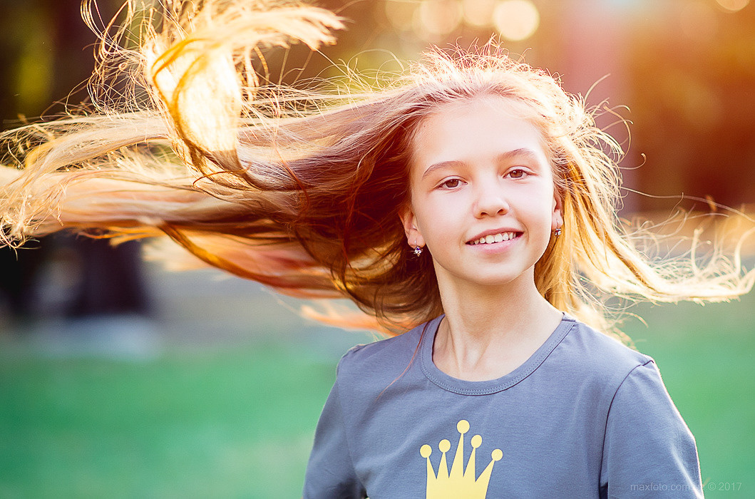 Дитячі і сімейні фотографії фотограф Максим Семенюк в Нікополі. Фотограф Київ Дніпро Запоріжжя Нікополь Олександрія Кривий ріг Покров