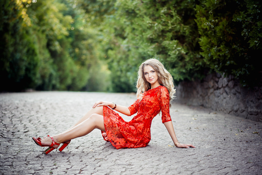 Портрети на природі в Нікополі Дніпрі Запоріжжі Покрові Марганці. Фотограф Київ Дніпро Запоріжжя Нікополь Олександрія Кривий ріг Покров