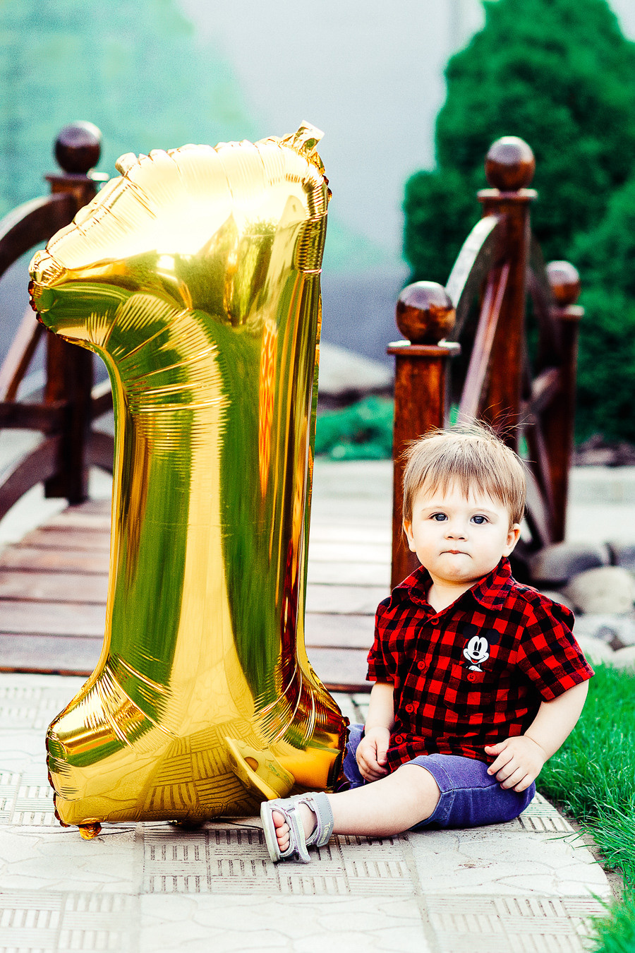Дитячі і сімейні фотографії фотограф Максим Семенюк в Нікополі. Фотограф Київ Дніпро Запоріжжя Нікополь Олександрія Кривий ріг Покров