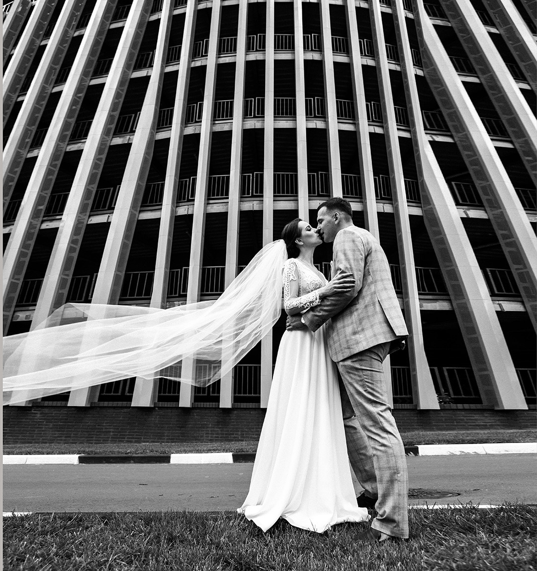 Свадебные фотосессии для молодоженов. Весільний та сімейний фотограф Харків