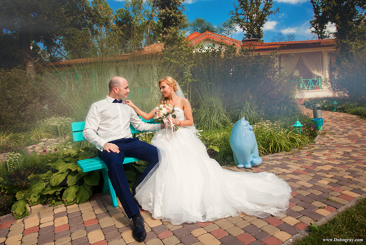 Свадебные фотосессии для молодоженов. Весільний та сімейний фотограф Харків