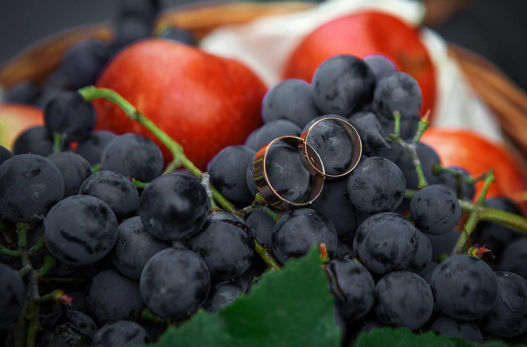 Свадебные фотосессии для молодоженов. Весільний та сімейний фотограф Харків