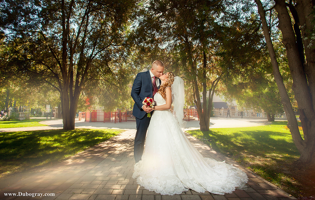 Свадебные фотосессии для молодоженов. Весільний та сімейний фотограф Харків