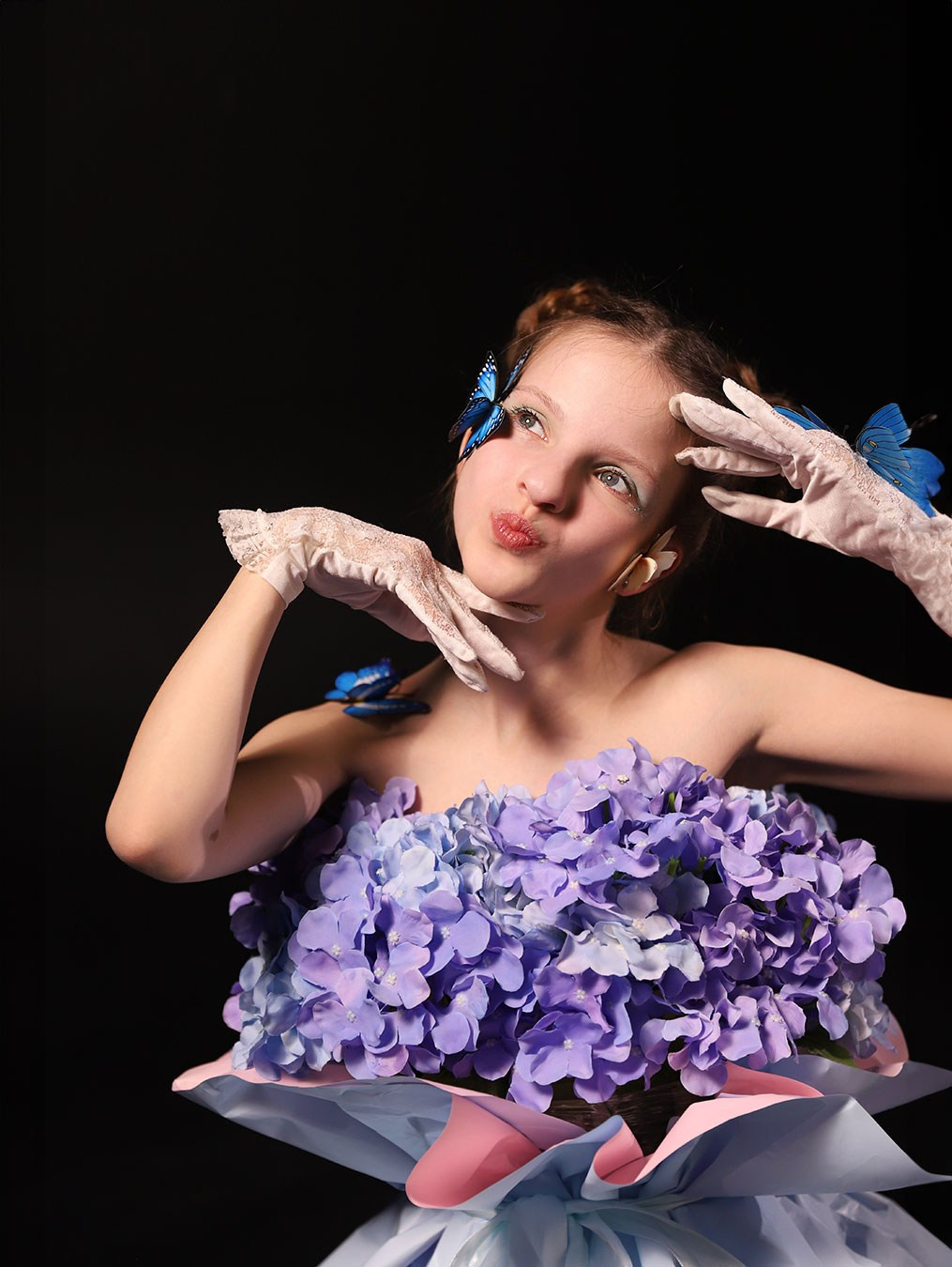 Фотозйомка в квітах. Сімейний та дитячий фотограф Київ, Ірпінь, Буча — Галина Пивоварова