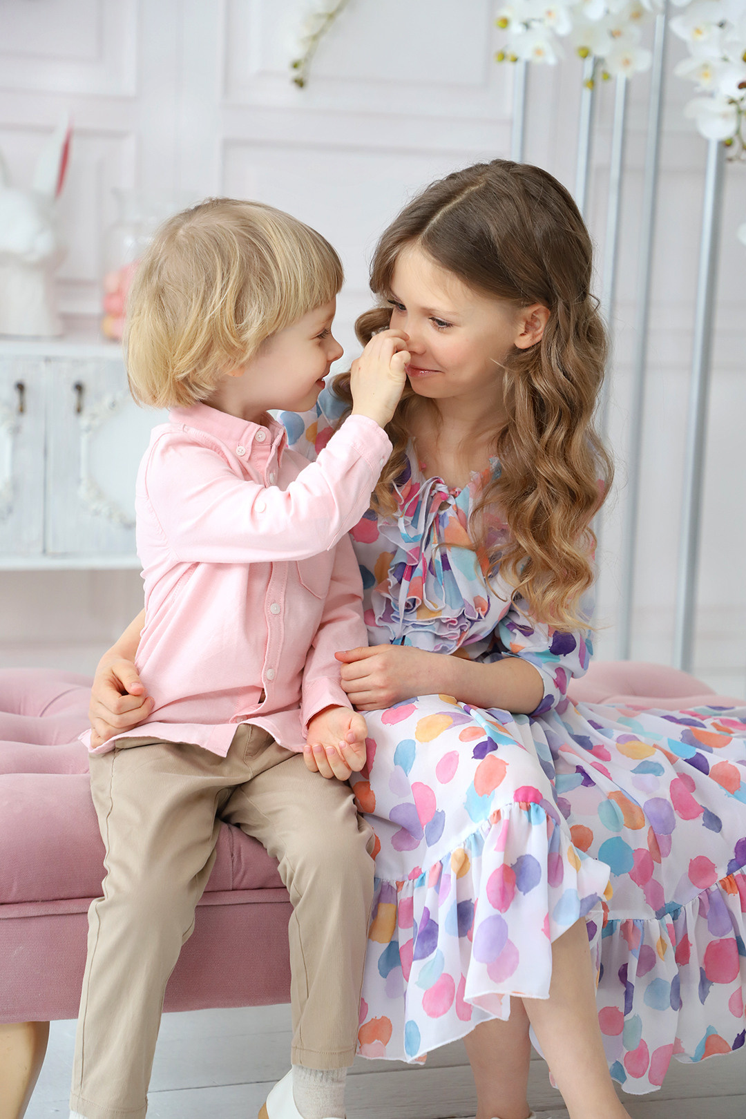 Великодня фотозйомка Ольги з Нікіткою та Настьоною. Сімейний та дитячий фотограф Київ, Ірпінь, Буча — Галина Пивоварова