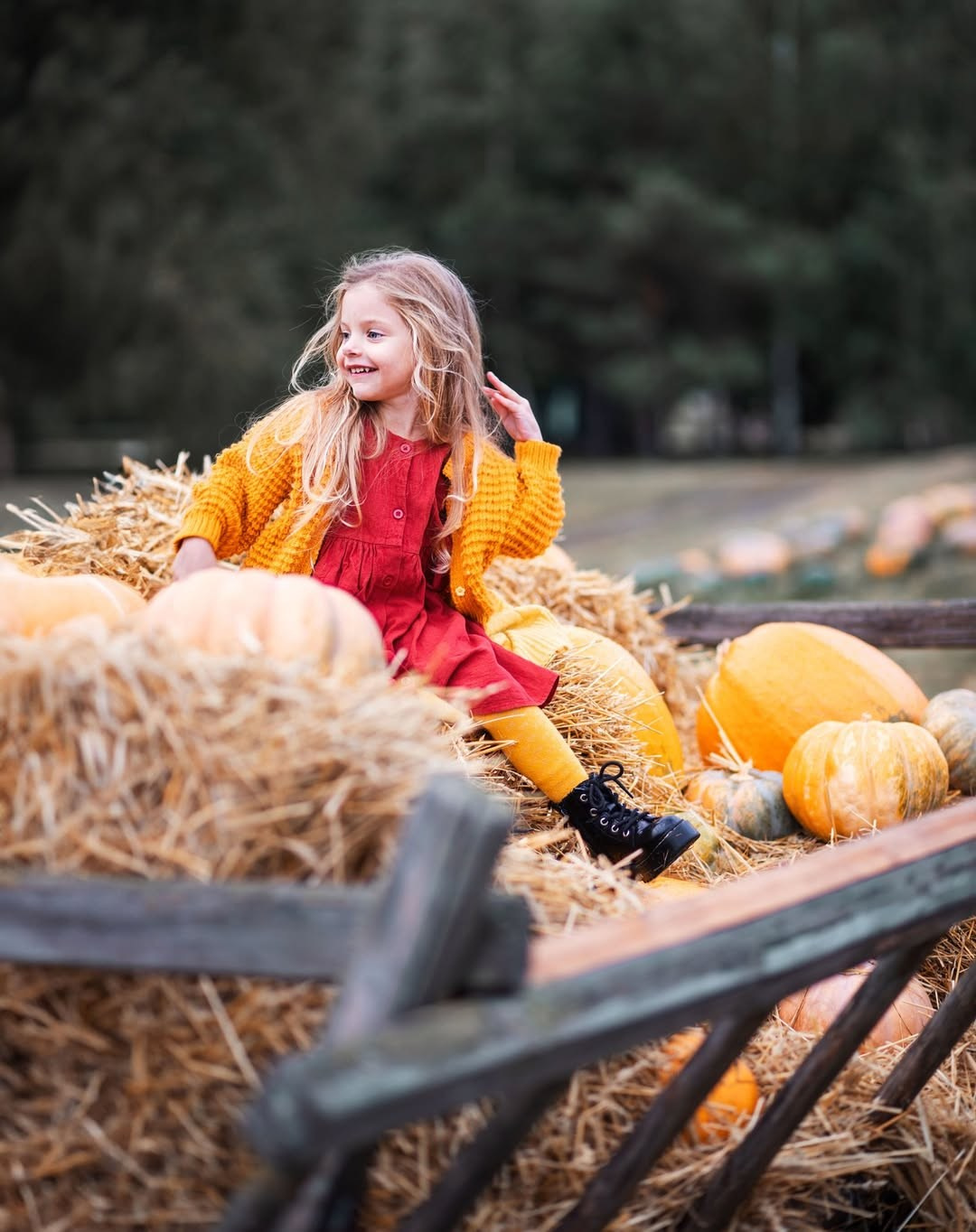 Осіння фотозйомка «Казкова осінь» з Даринкою. Сімейний та дитячий фотограф Київ, Ірпінь, Буча — Галина Пивоварова