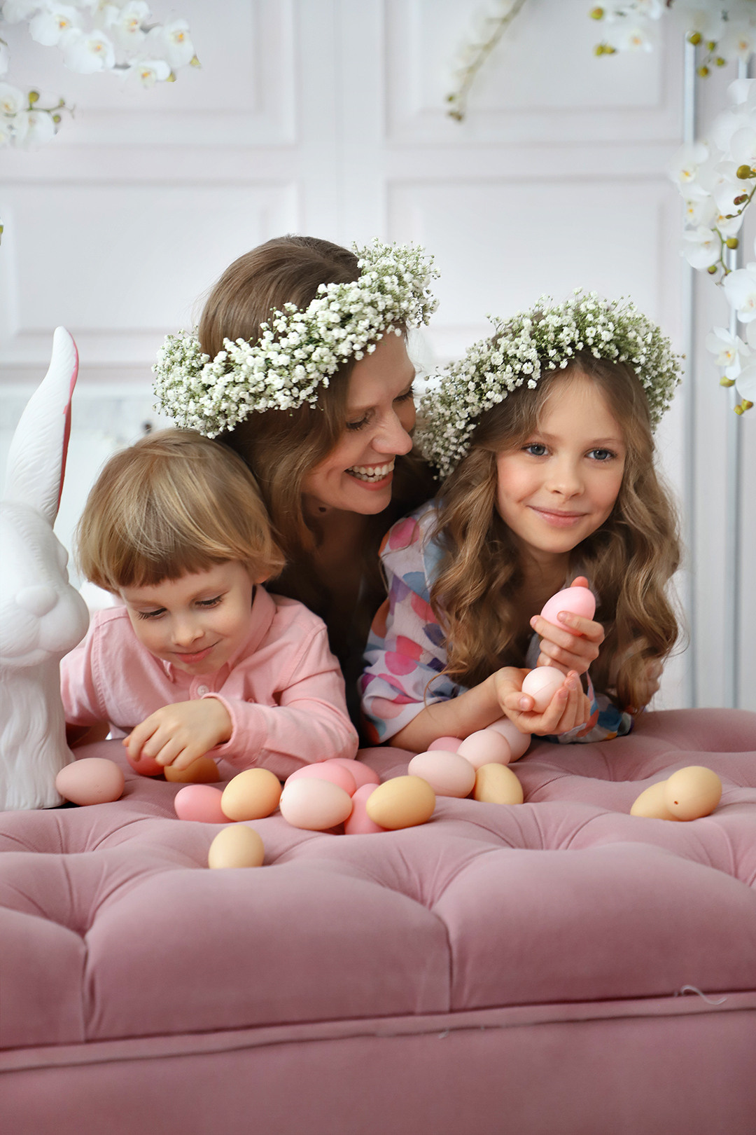 Великодня фотозйомка Ольги з Нікітою та Настьоною. Сімейний та дитячий фотограф Київ, Ірпінь, Буча — Галина Пивоварова
