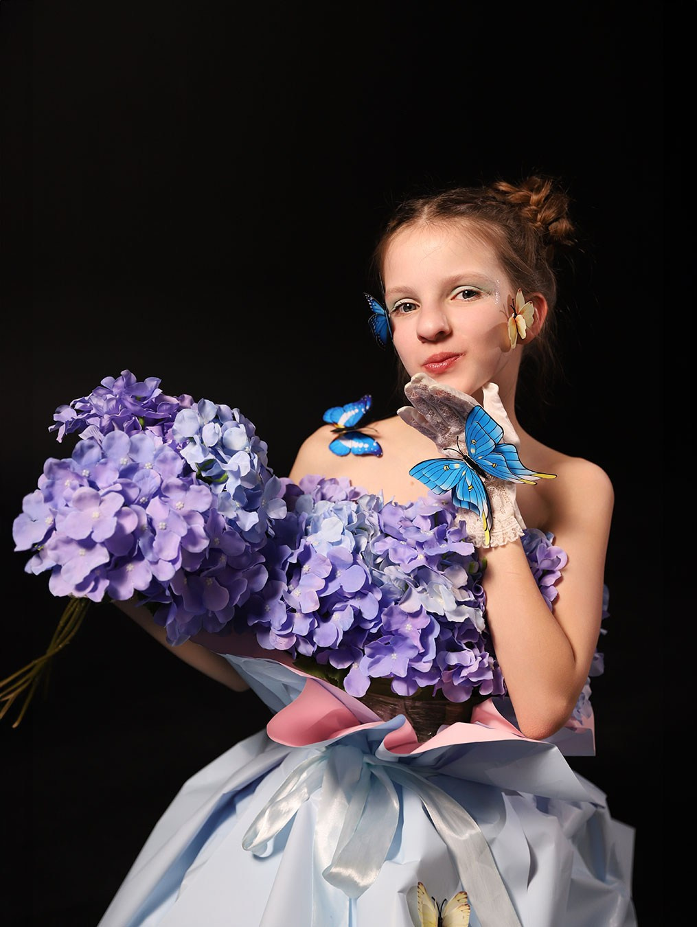 Фотозйомка в квітах. Сімейний та дитячий фотограф Київ, Ірпінь, Буча — Галина Пивоварова