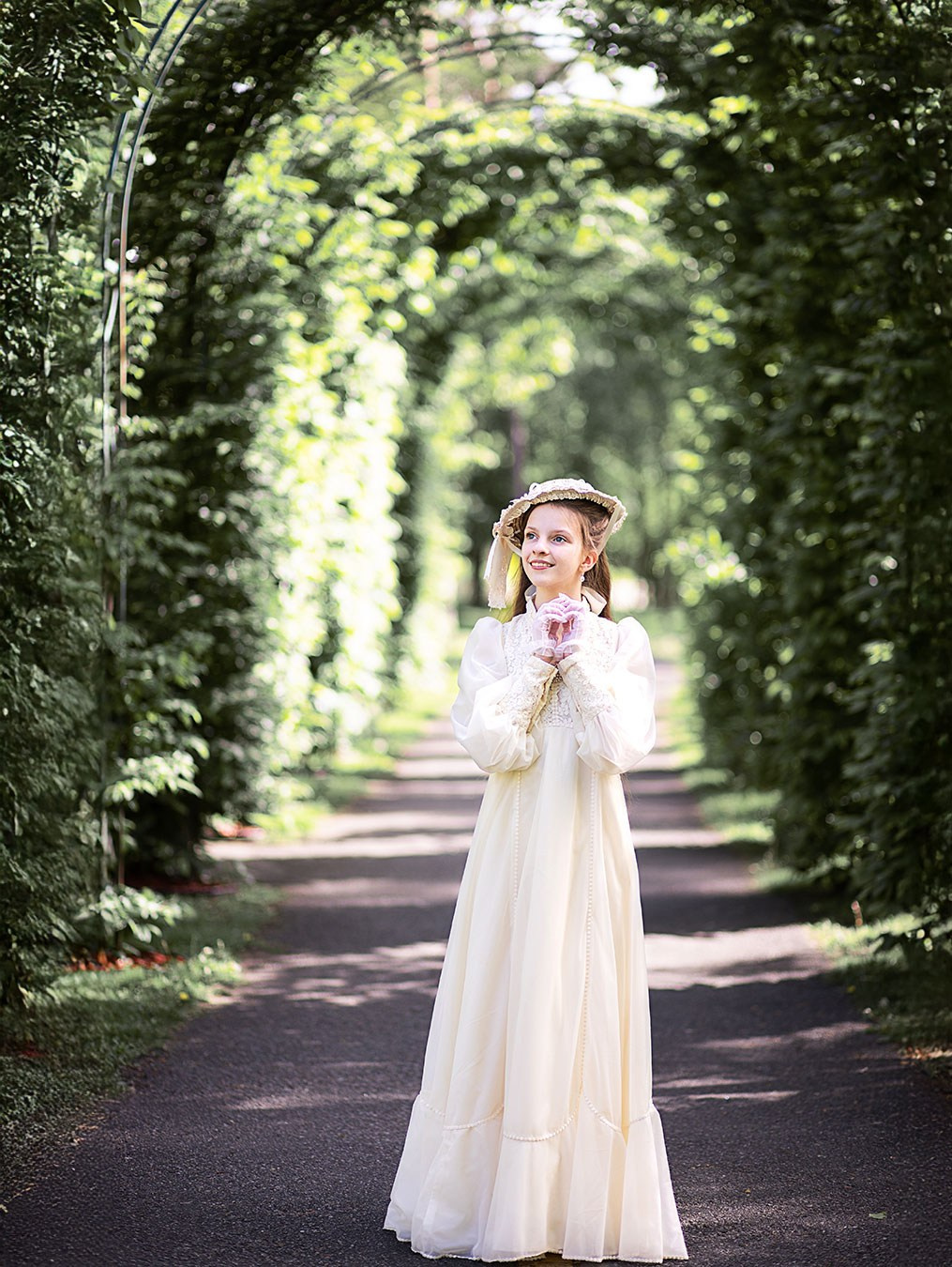 Фотопрогулянка з Юлею «По сторінкам роману едвардіанської епохи». Сімейний та дитячий фотограф Київ, Ірпінь, Буча — Галина Пивоварова