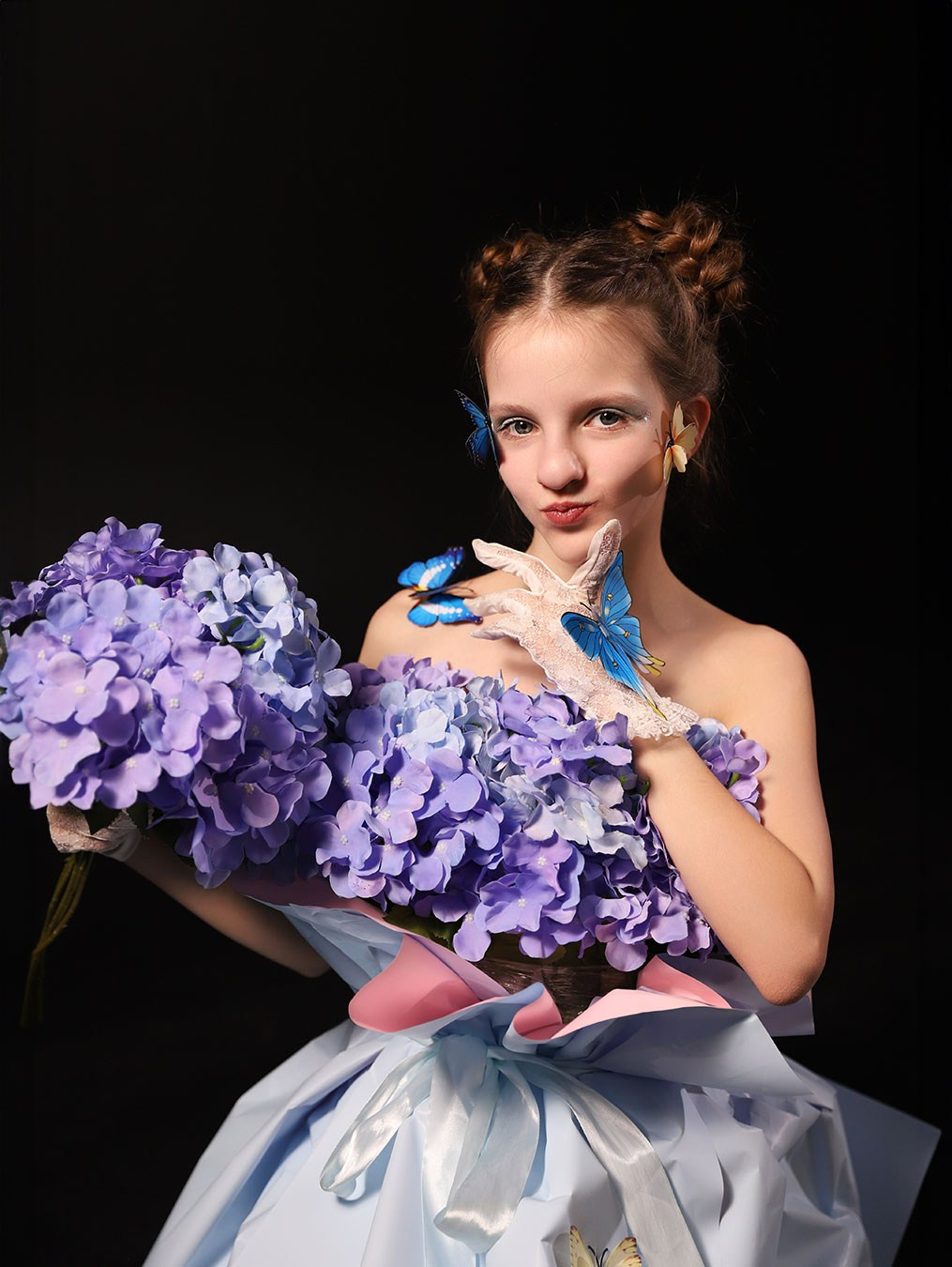 Фотозйомка в квітах. Сімейний та дитячий фотограф Київ, Ірпінь, Буча — Галина Пивоварова