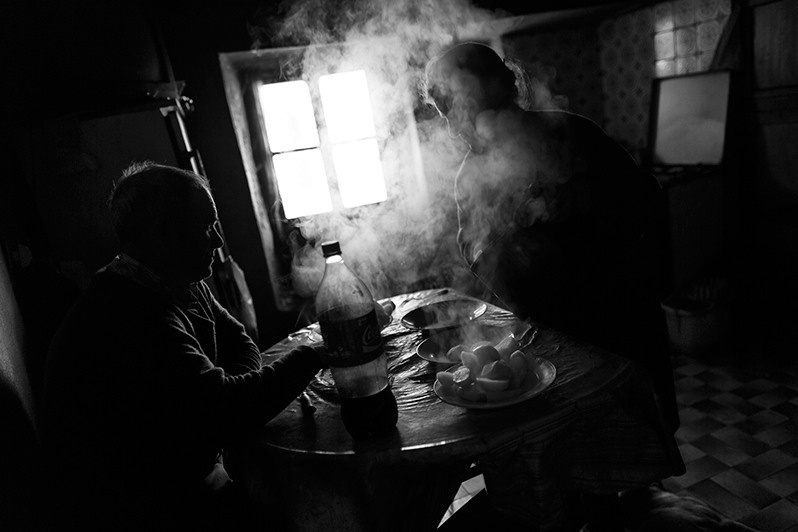Family lunch after a morning of work, Boticas municipality, Vila Real district, Trás-os-Montes region, Portugal. 2016