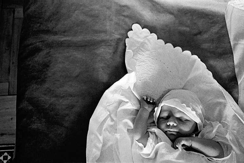 Дочери один месяц, Запорожье, УССР. 1982