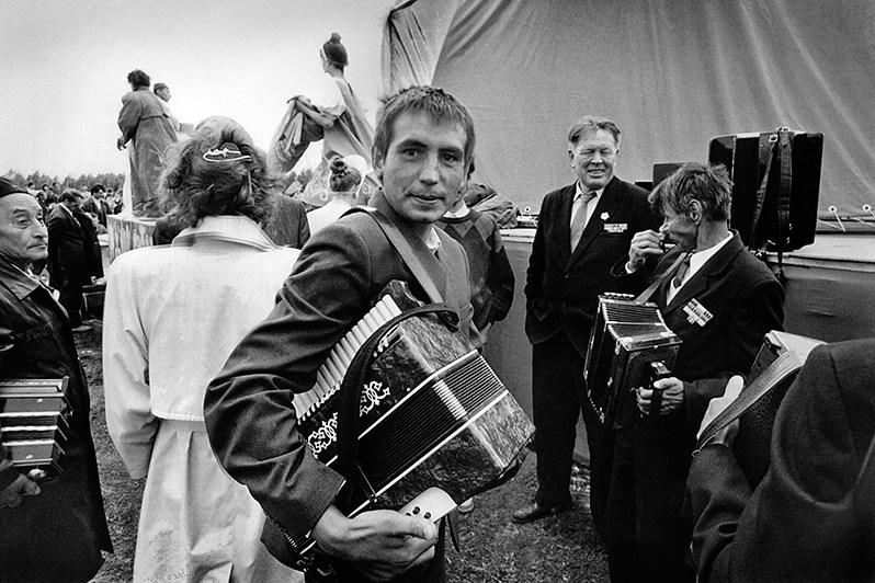 Гармонисты на Сабантуе, Зеленодольск, Татарстан, Россия. 1992