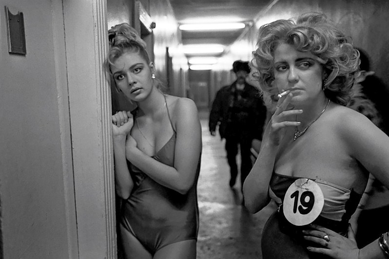 The first beauty contest at the Sports Palace in Kazan, Tatar ASSR, USSR. December 1988 © Oleg Klimov