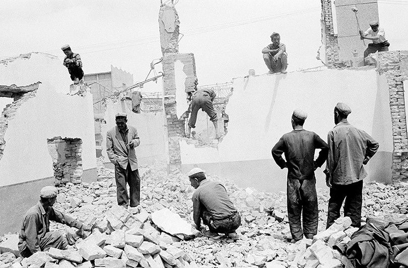 Hotan, Xinjiang Uygur autonomous region, China. 2002