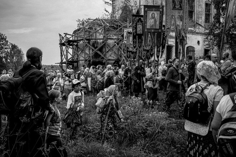 Dmitriy Cherba / Verigi. Noga Creative Union