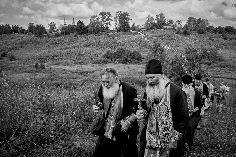 Dmitriy Cherba / Verigi. Noga Creative Union