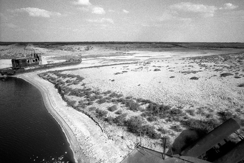 The 'port' of Aralsk city, Kyzyl-Orda region, Kazakhstan. August 2001
