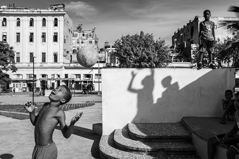 Daily life in one of the capital's parks in the centre of Havana, El Curita park, Centro Habana district, Havana, Cuba. 2022