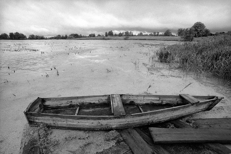 Утро в заводи реки Шардань, деревня Беляево, Кикнурский район, Кировская область, Россия. Июнь 2010