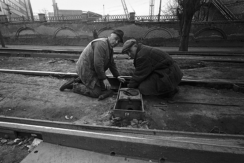 Ремонтные работы на трамвайных путях, Запорожье, УССР. 1982