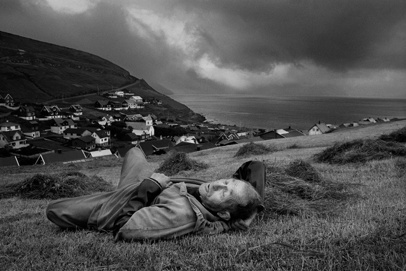 Þormóður Daviðsson lay down to rest during haymaking on the island of Streymoy, Kvivik settlements, Faroe Islands, Kingdom of Denmark. 1997