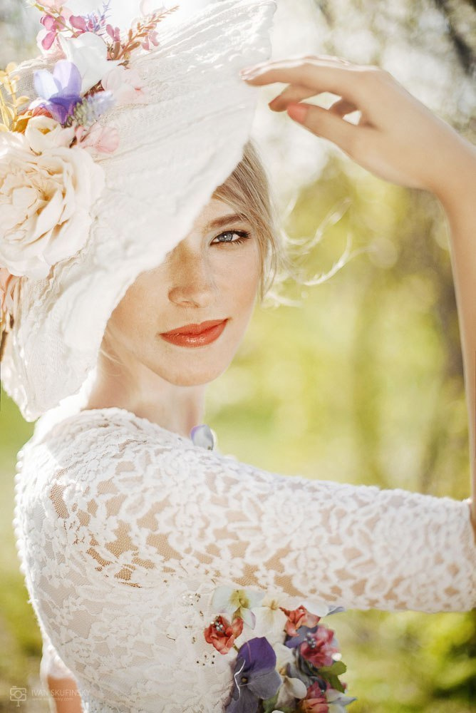 Фото [id6765373|Иван Скуфинский]
Модель [id118988801|Ксюша Шролик]
Стиль [id52842314|Ольга Попова]
Визаж [id9316548|Екатерина Мостовая]
Прическа [id18795770|Маша Мирошниченко]