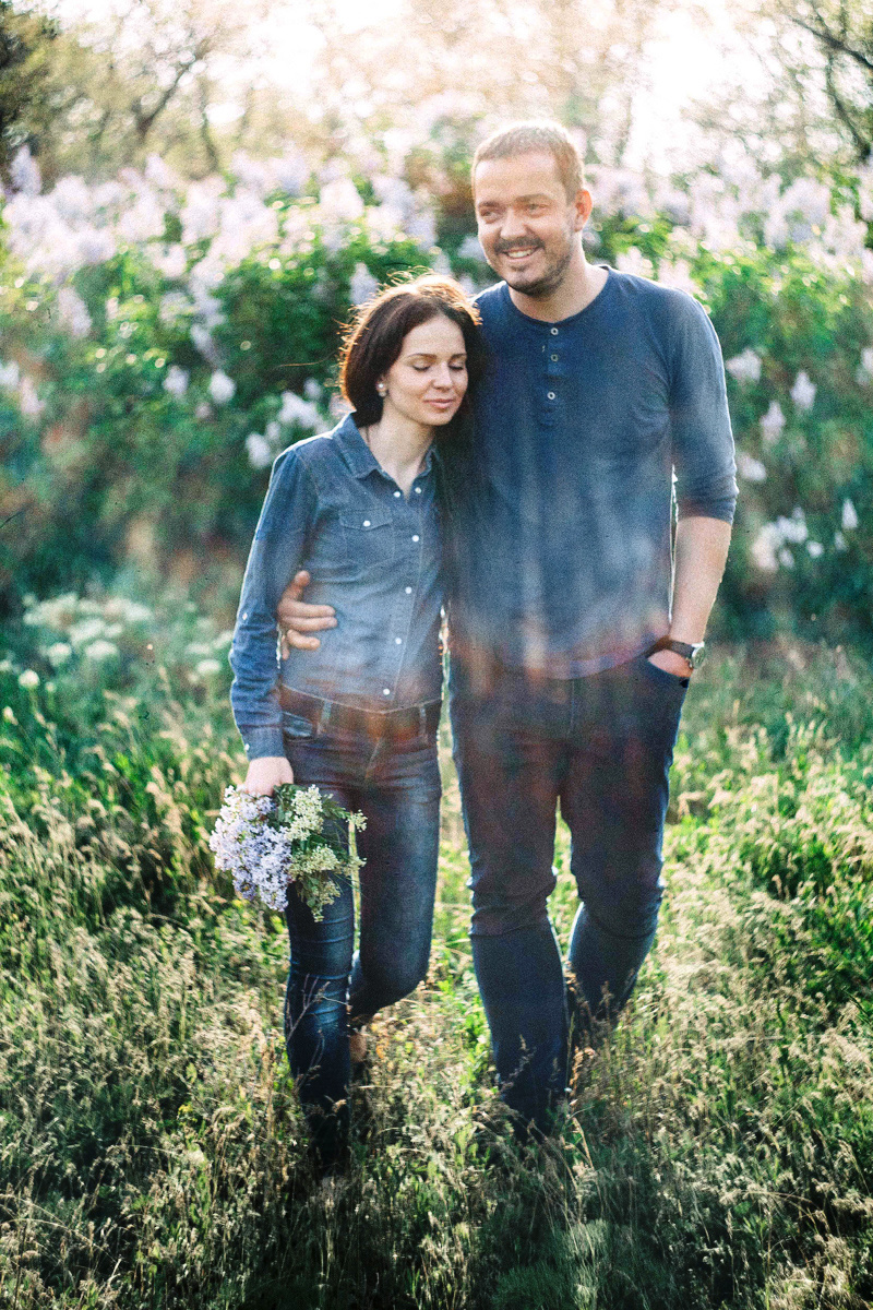 Family iт lilac. Peter Pushkin Photographer