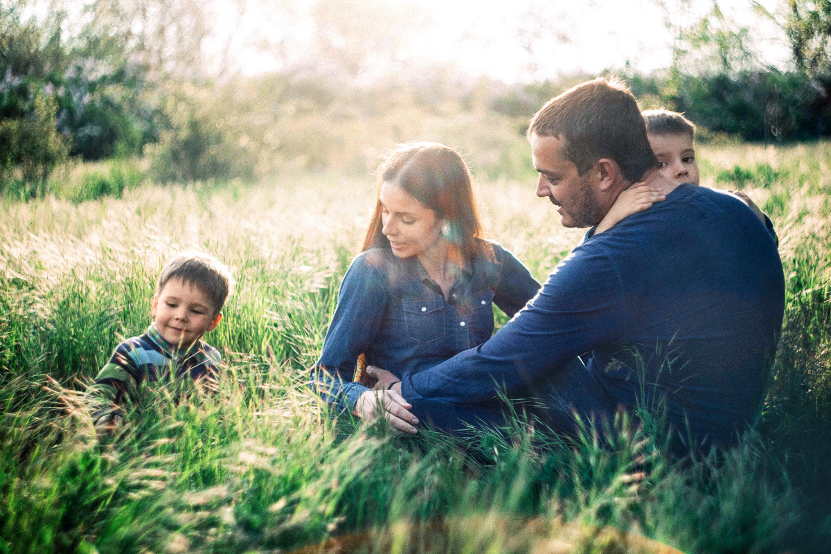 Family iт lilac. Peter Pushkin Photographer