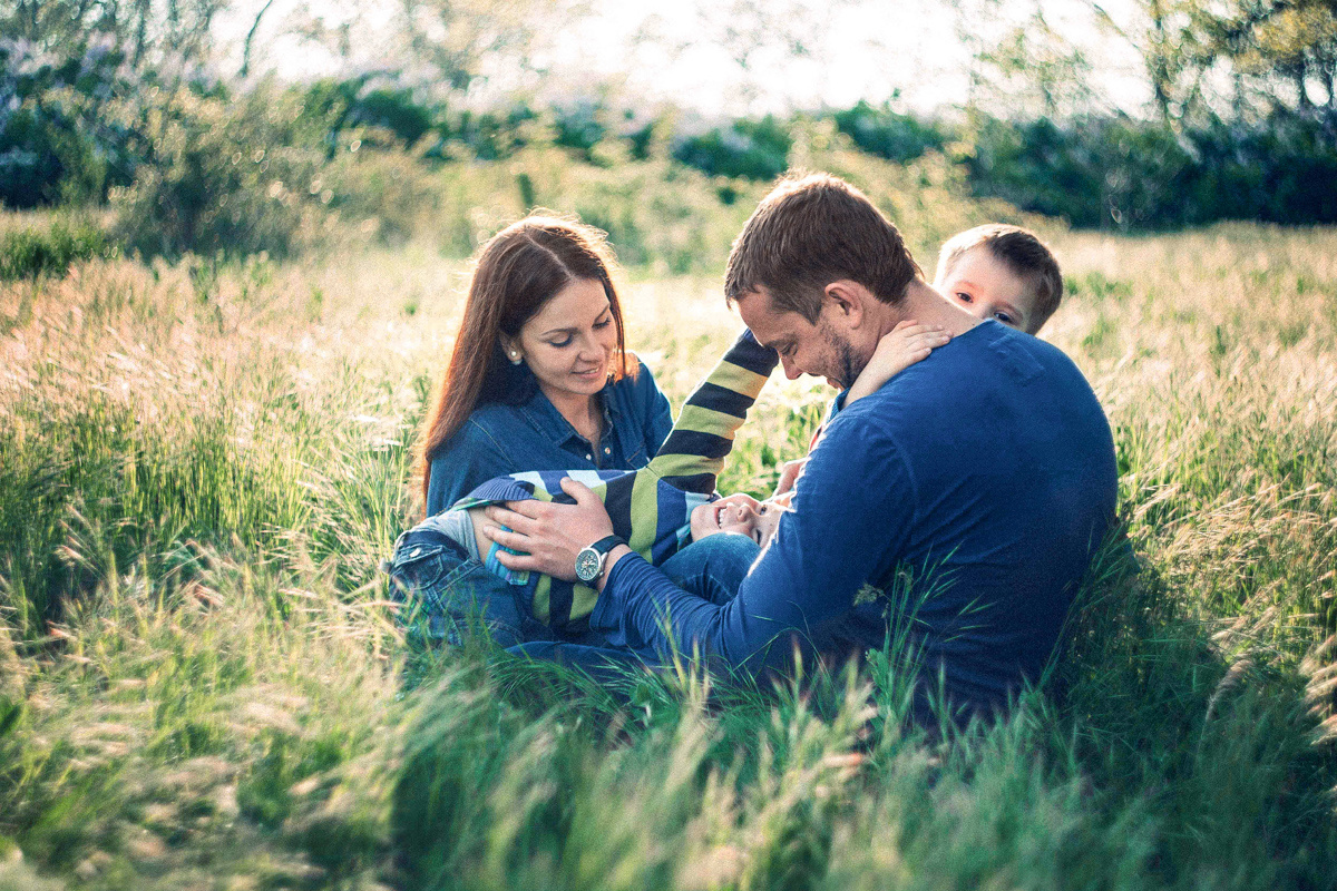 Family iт lilac. Peter Pushkin Photographer
