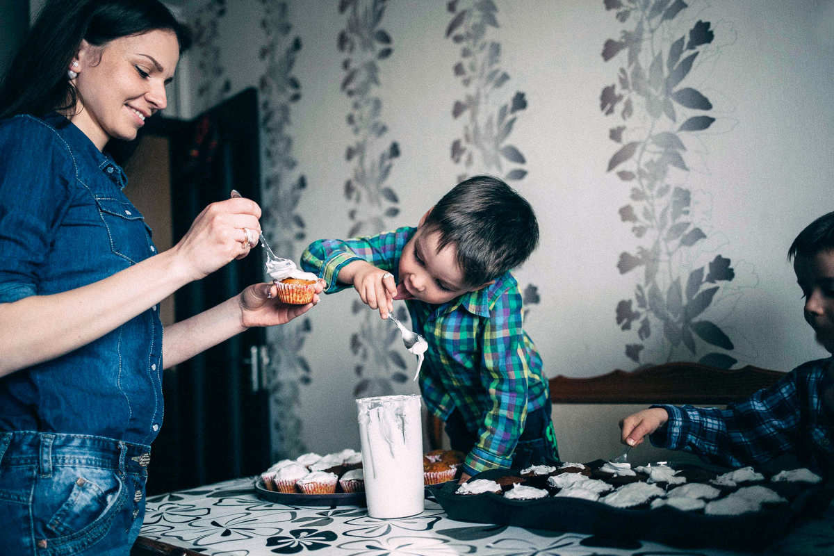 Family iт lilac. Peter Pushkin Photographer