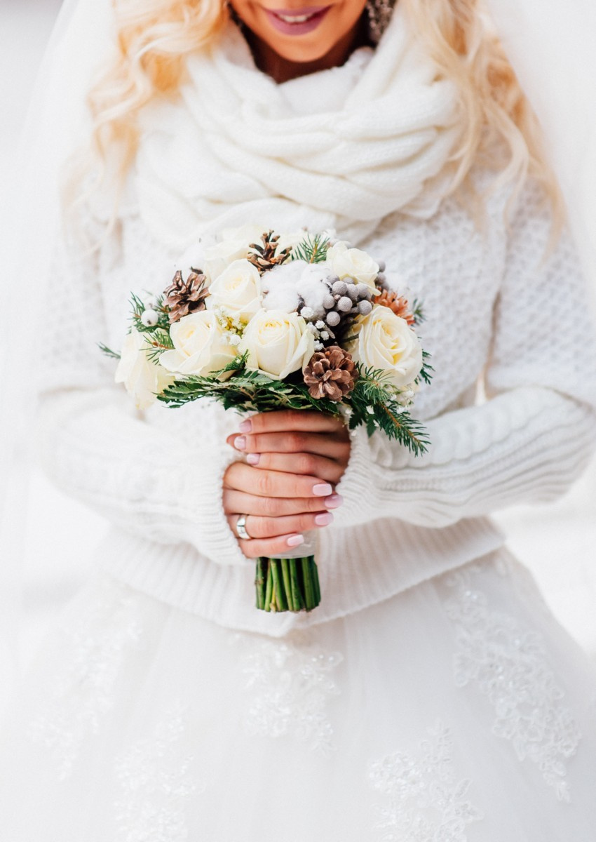 Winter freshness of the Carpathians. Elegant Wedding Photography