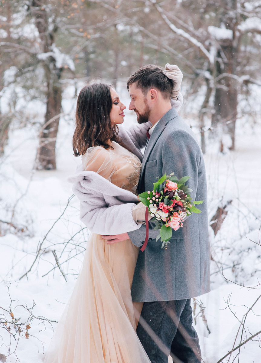 Winter Wedding. Elegant Wedding Photography