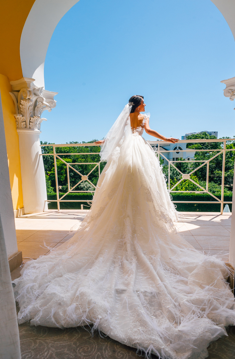 Tears of happiness. Elegant Wedding Photography