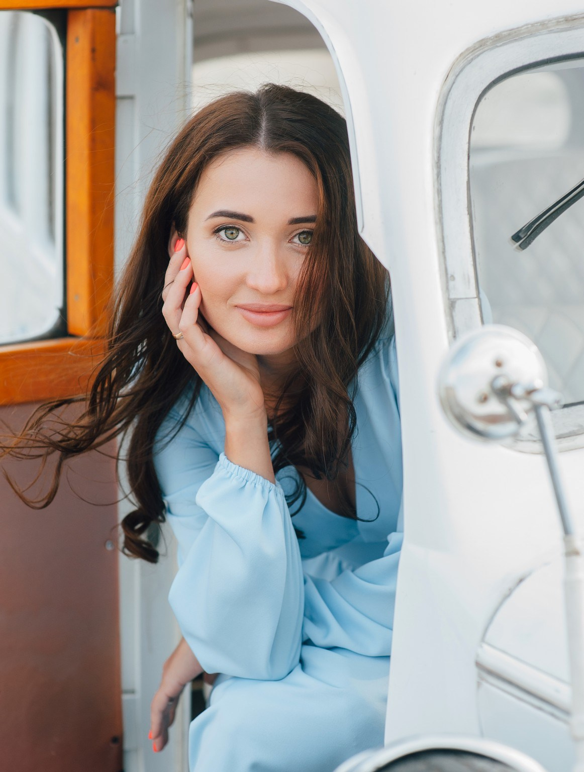 Blue Sky. Elegant Wedding Photography
