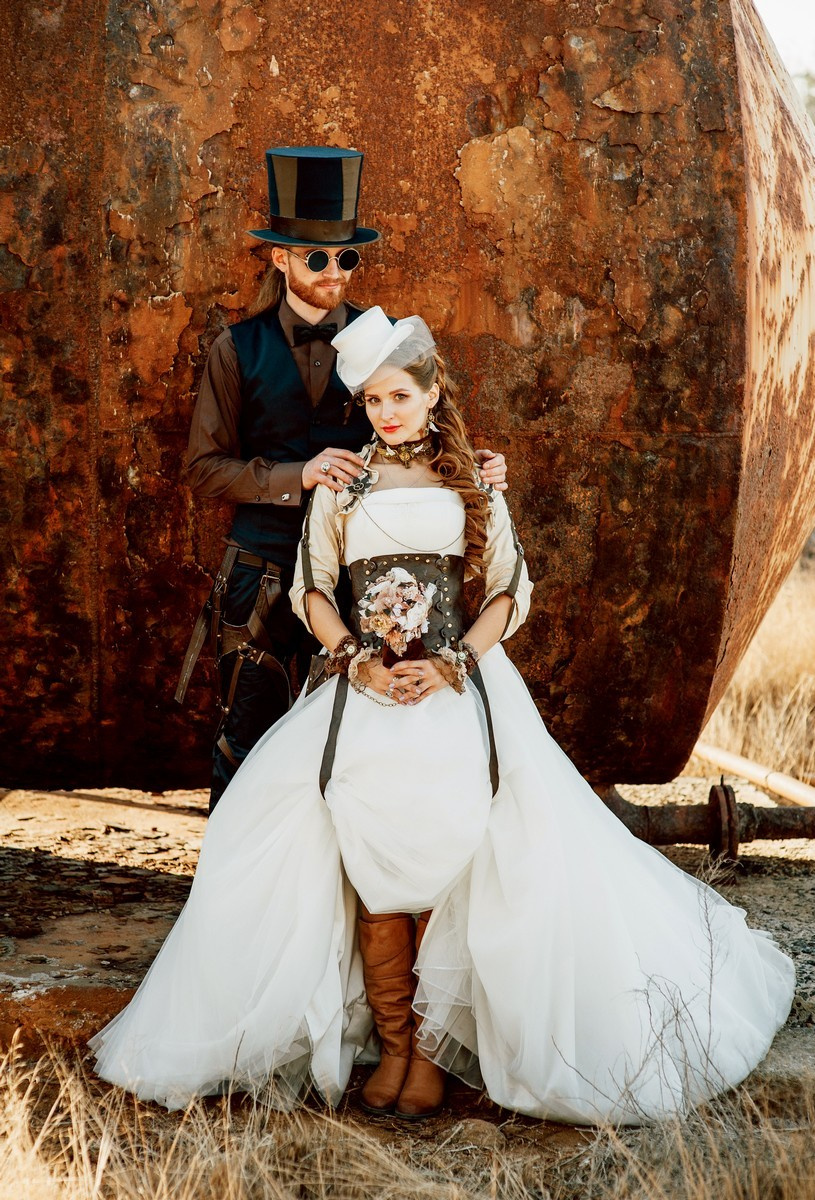 Steampunk weddind. Elegant Wedding Photography