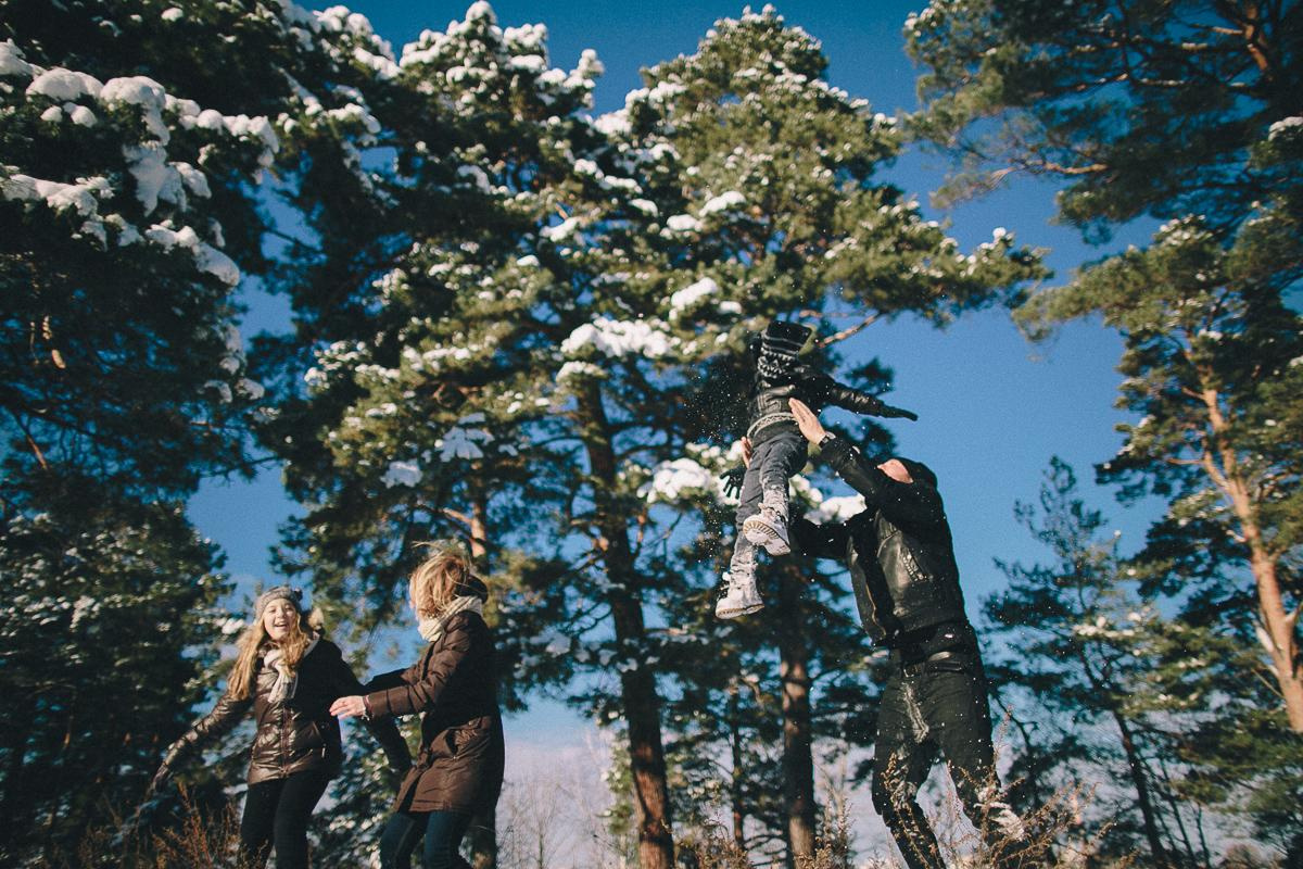Андрей + Ира = Алина + Кирюша. Зима. Свадебный фотограф в Германии