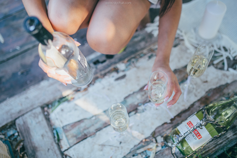 Olya and girl.Hen parties. Головна