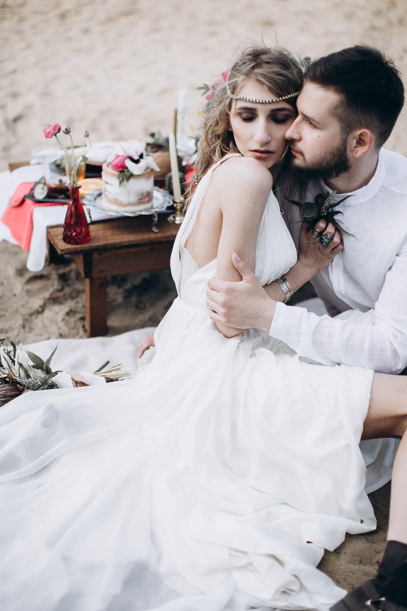 I Belong To You. Головна