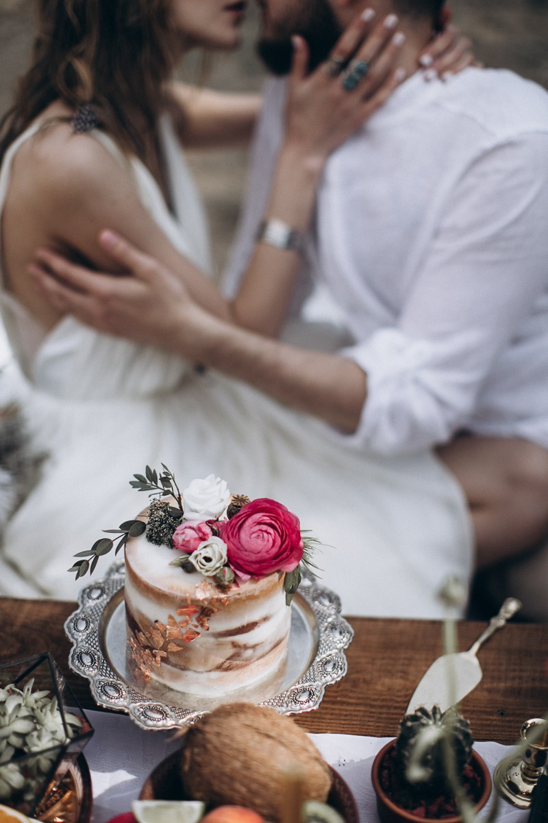 I Belong To You. Головна