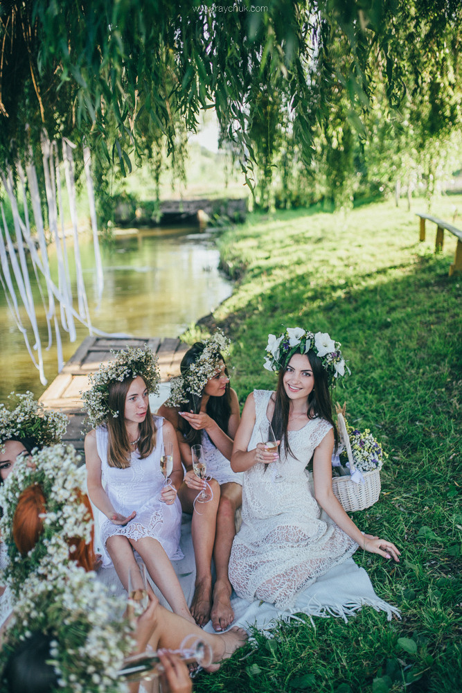 Olya and girl.Hen parties. Головна