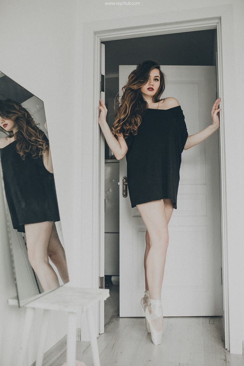 I Can't Say No. Головна