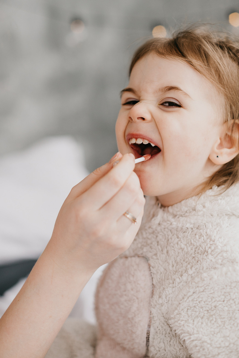 Еля і Анісія. Головна