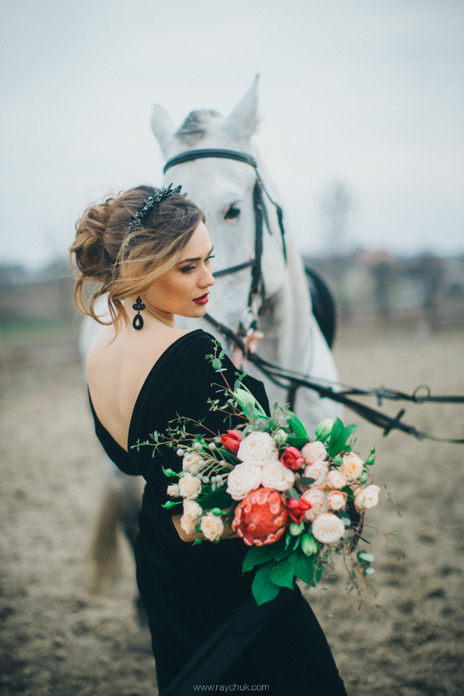 Dark elegance.Portrait. Головна