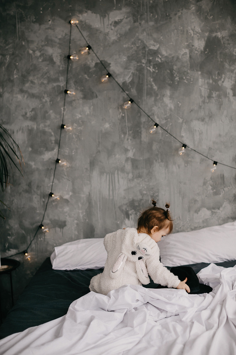 Еля і Анісія. Головна