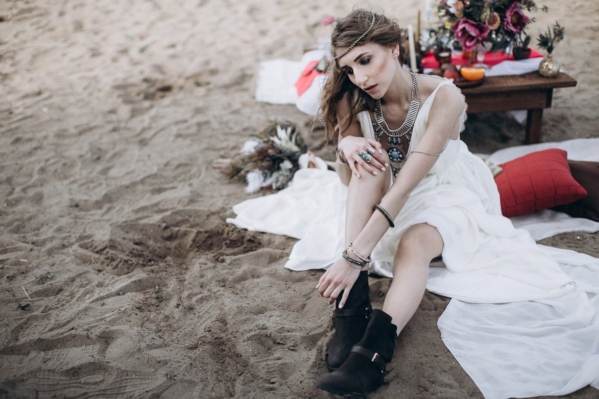 I Belong To You. Головна