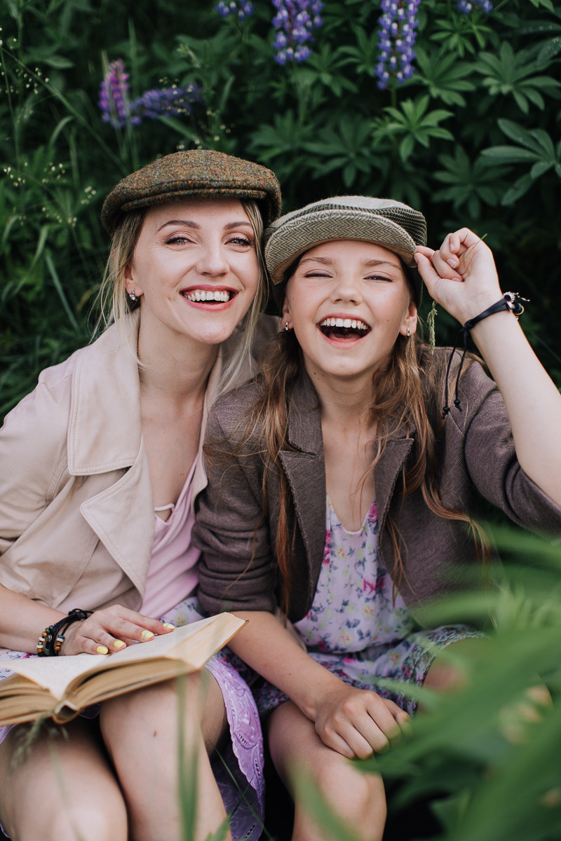 Мар"яна і Каміла. Головна