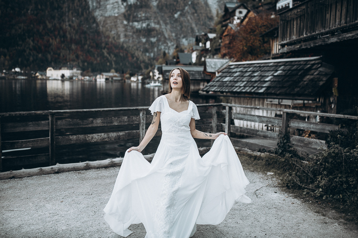 Adore You. Головна